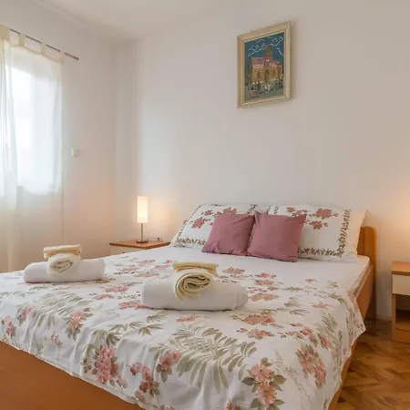 Apartman Lia Apartament *