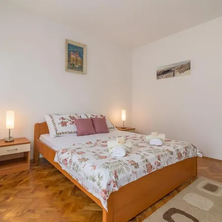 Apartman Lia Apartament *